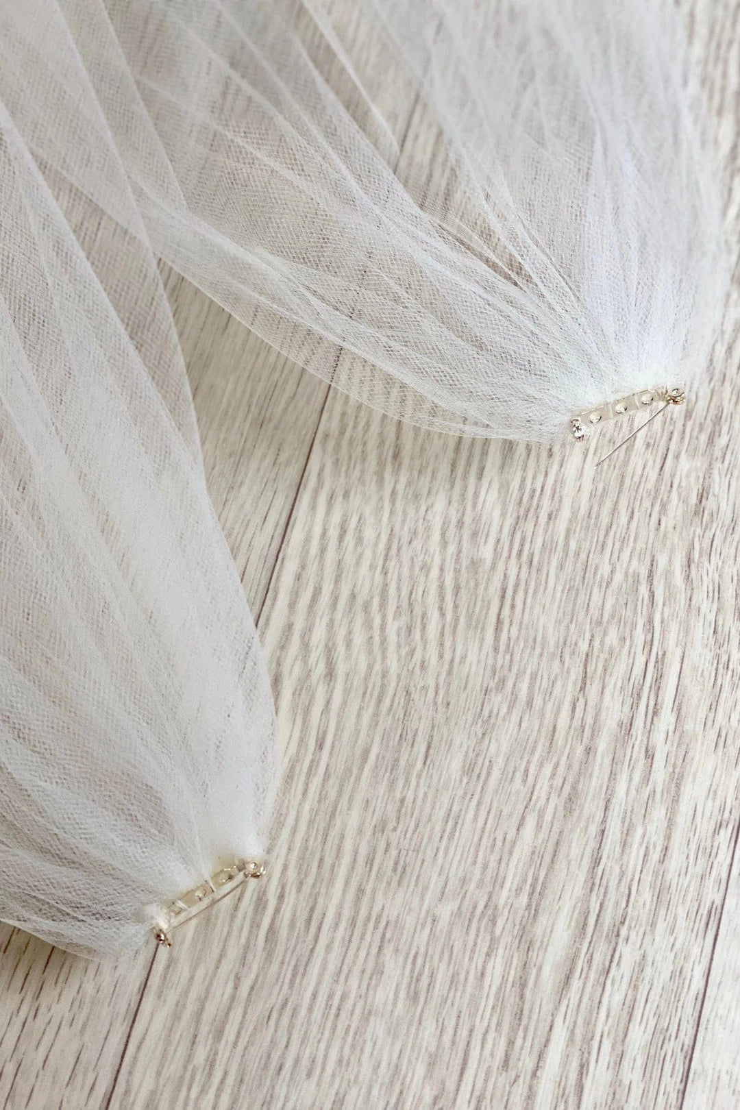 Sara Gabriel Donna Wings