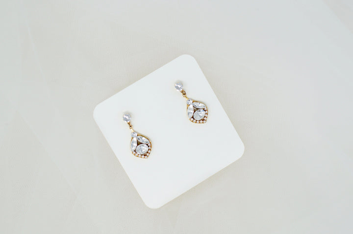 Sara Gabriel Mini Jasmine Earrings [Gold]
