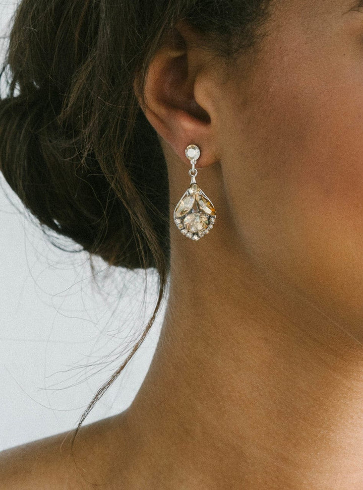 Sara Gabriel Mini Jasmine Earrings [Silver]