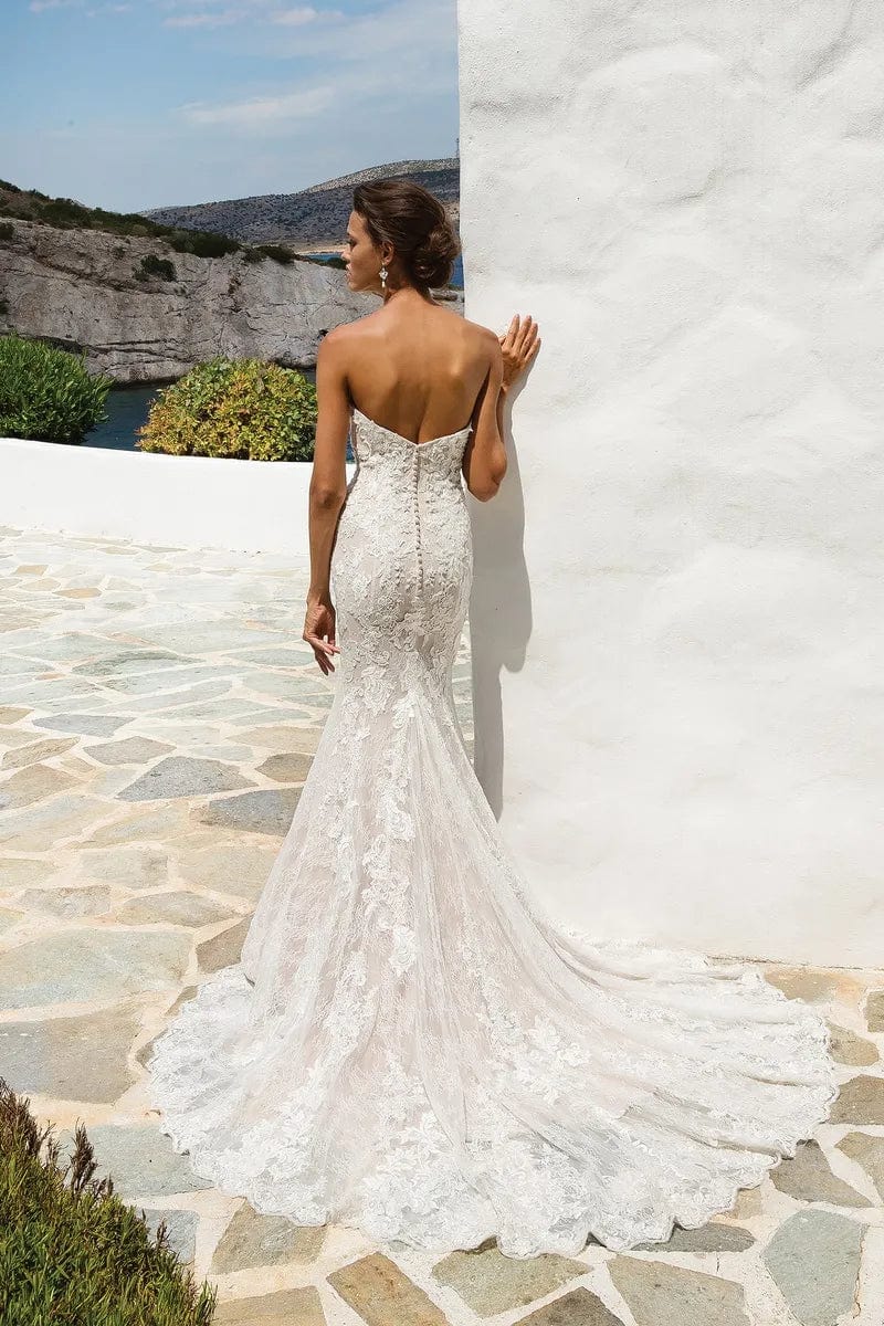 Justin Alexander 8920 - Size 14 Luxe Redux Bridal Justin Alexander 8920 - Size 14 Luxe Redux Bridal