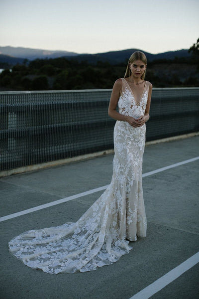 Boho Wedding Dresses Online - Shop Boho Style Wedding Gowns on Sale - Luxe  Redux Bridal