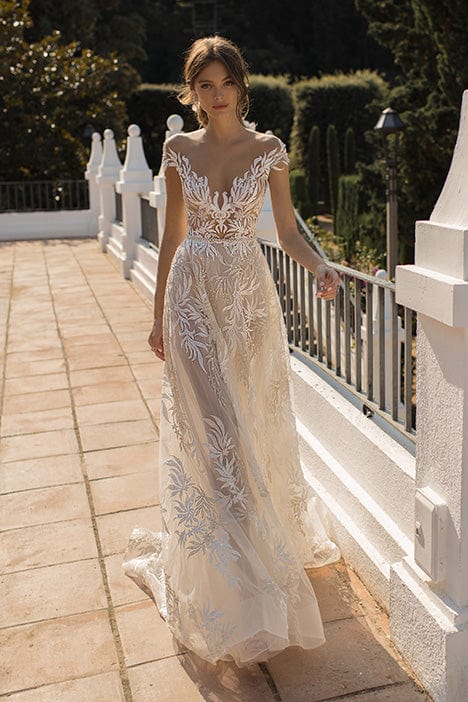 Muse by Berta Daphne - Size 8