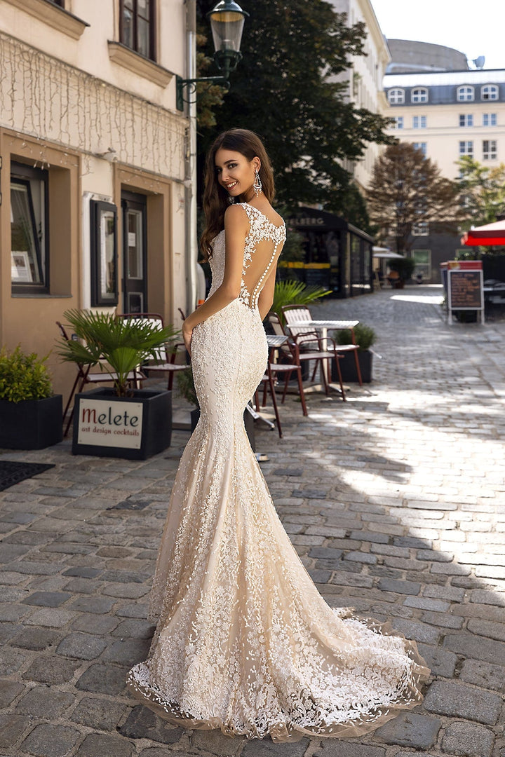Oksana Mukha Tessa - Size 12