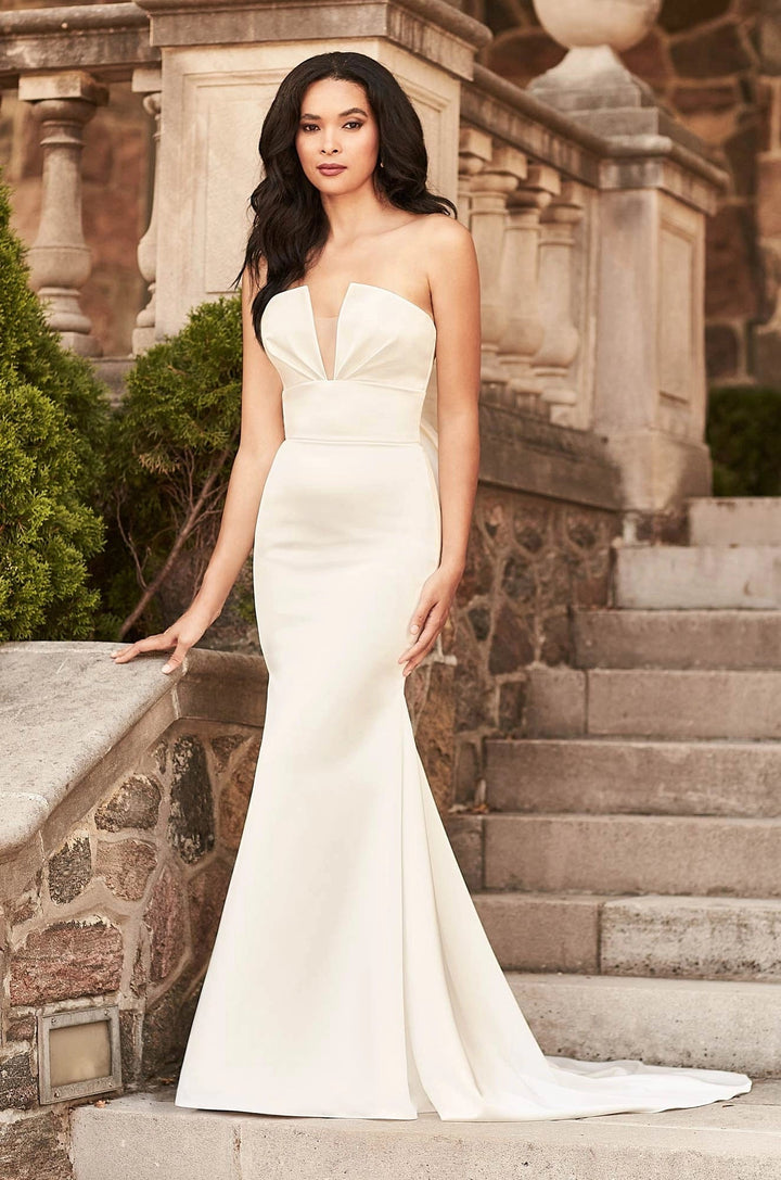 Paloma Blanca 4926 - Size 12