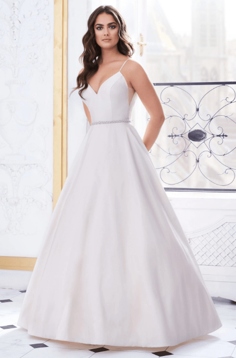Paloma Blanca 4850 - Size 6