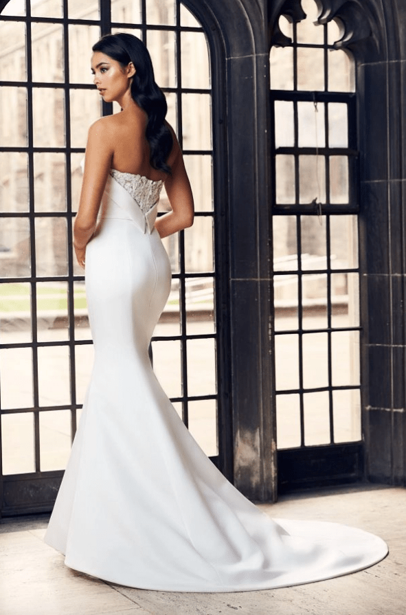 Paloma Blanca 4901 - Size 12