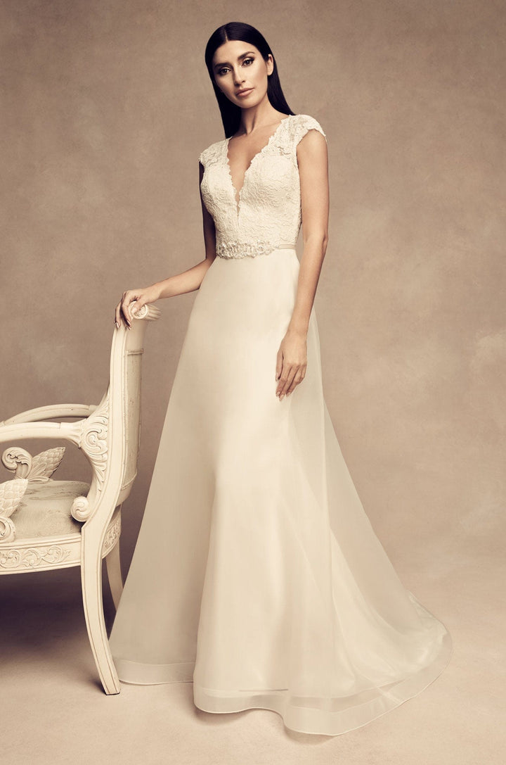 Paloma Blanca 4810 - Size 12