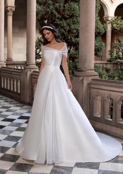 Pronovias Curtis