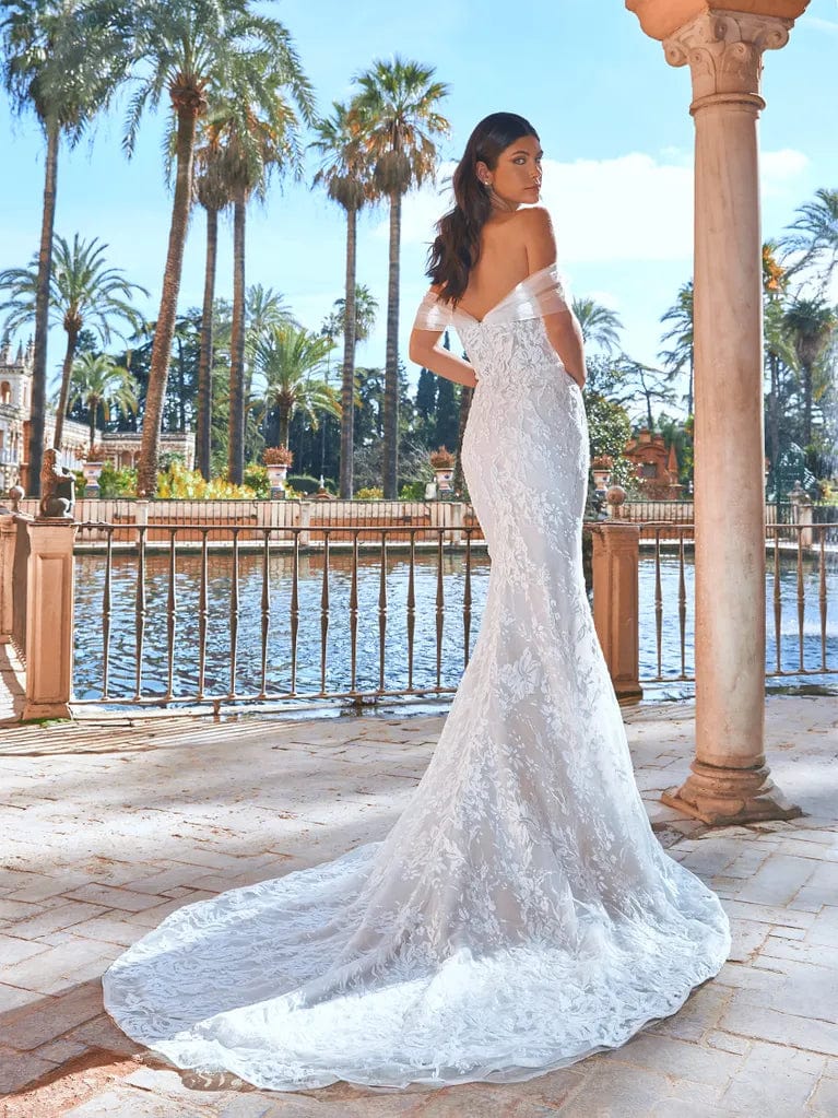 Pronovias Havasu - Size 12