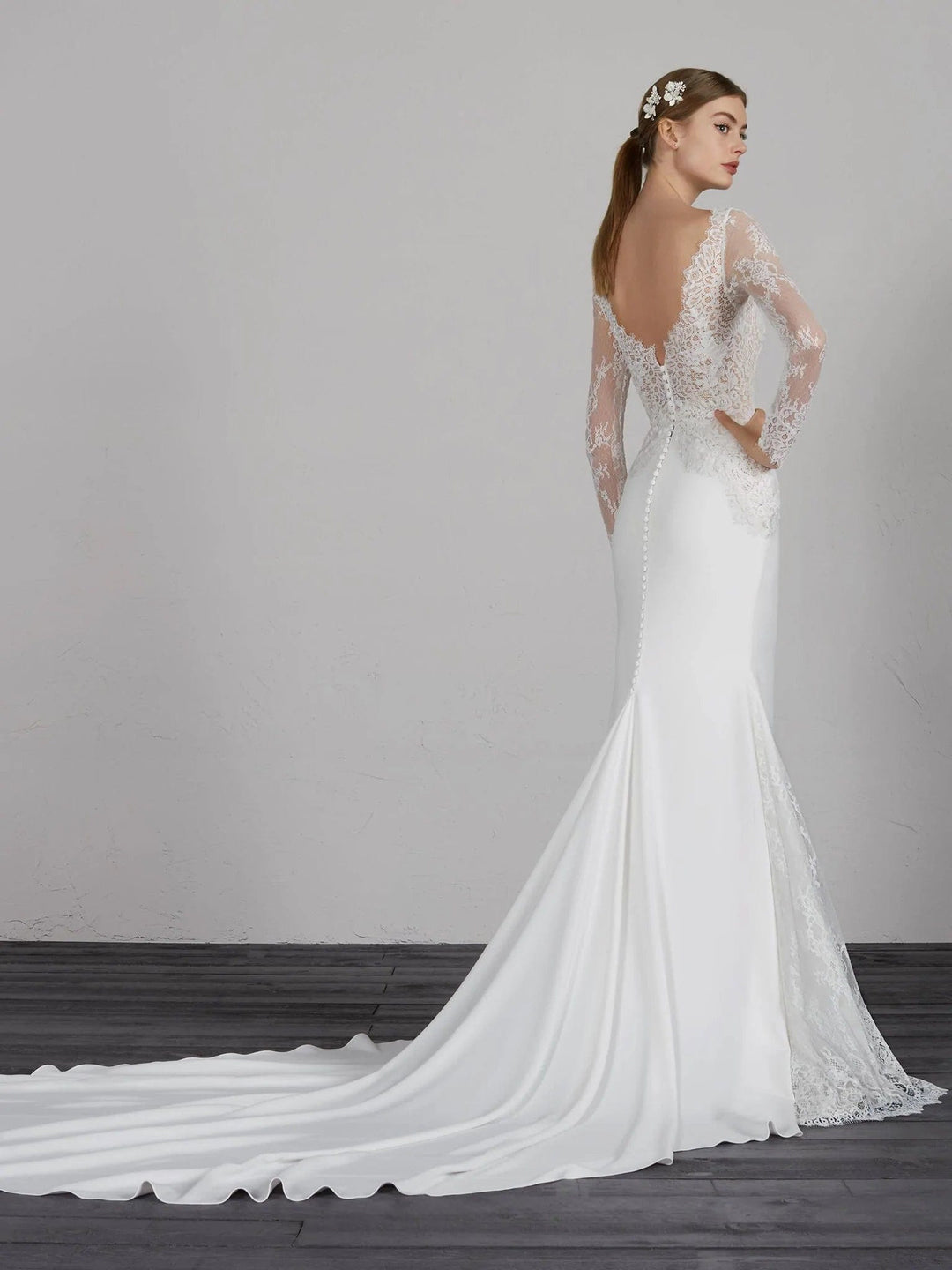 Pronovias Mistic - Size 12