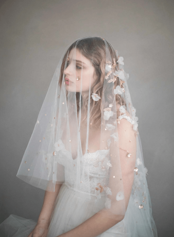 Twigs & Honey 864 Veil