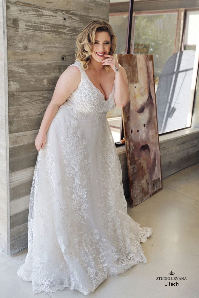Studio Levana Lilach Size 22 – Luxe Redux Bridal