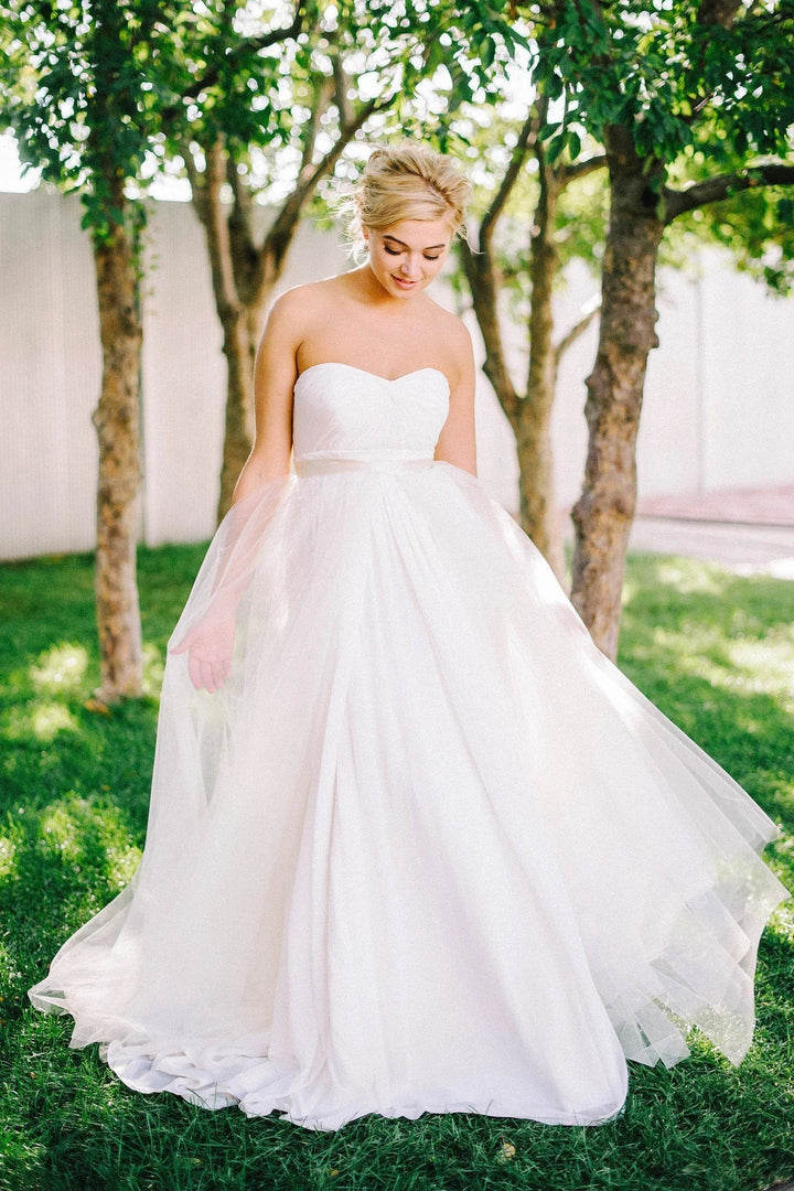 Sara Gabriel Bliss Overskirt