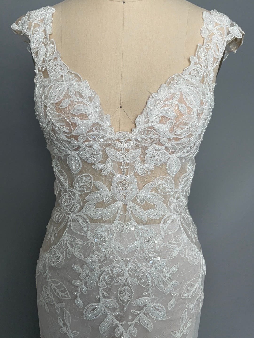 WTOO Carmichael Size 12 – Luxe Redux Bridal